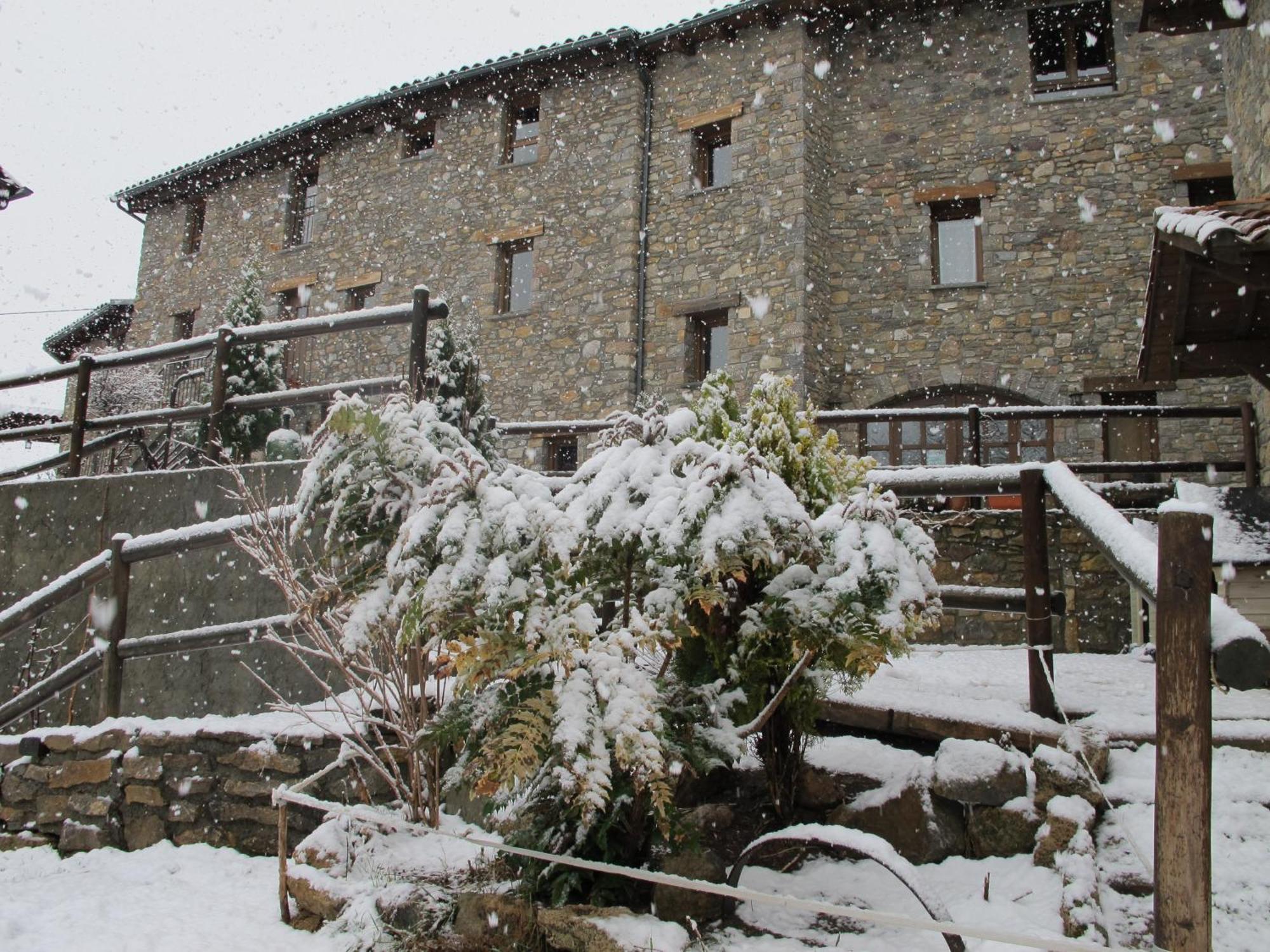 Els Torrents Ξενοδοχείο Bellver De Cerdanya Εξωτερικό φωτογραφία
